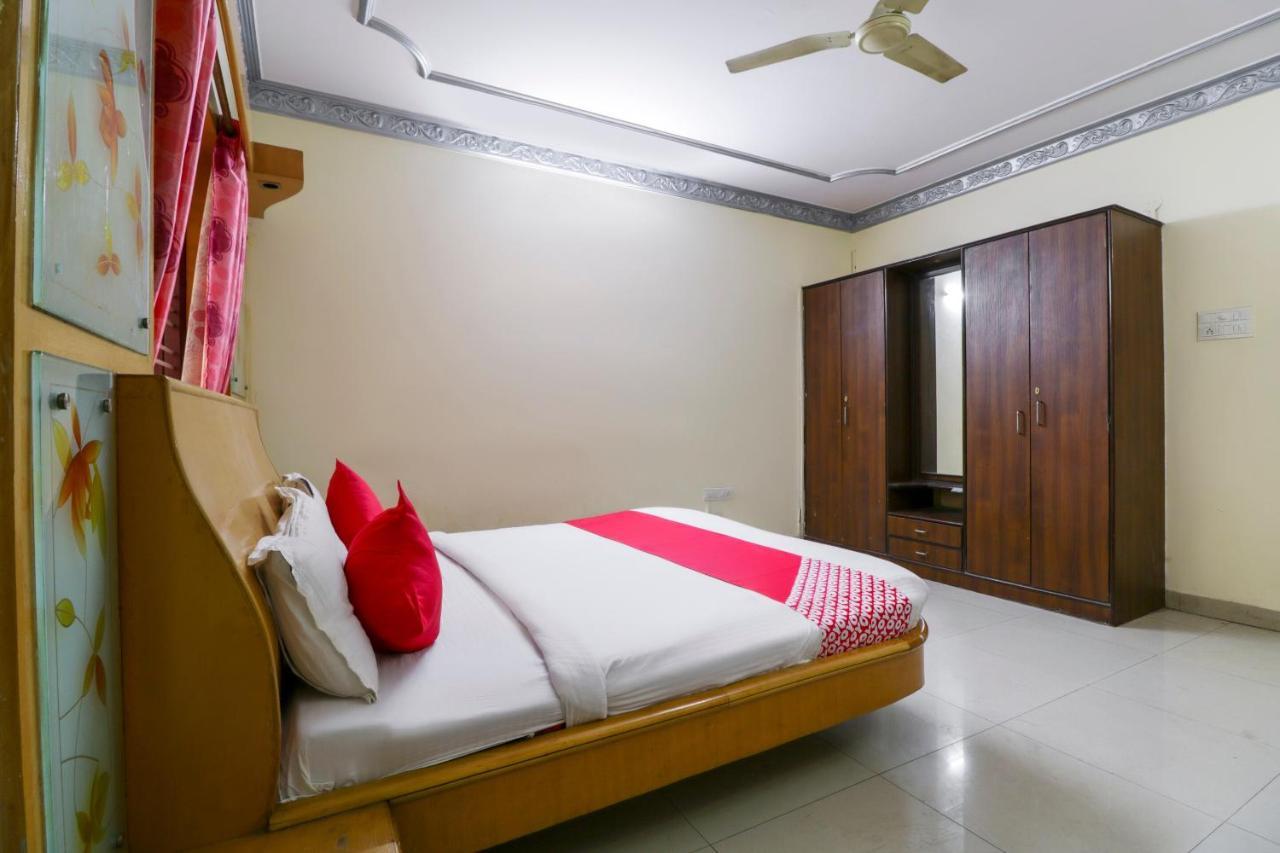 Oyo 71675 New Aishwarya Comforts Hotel Bangalore Exterior foto